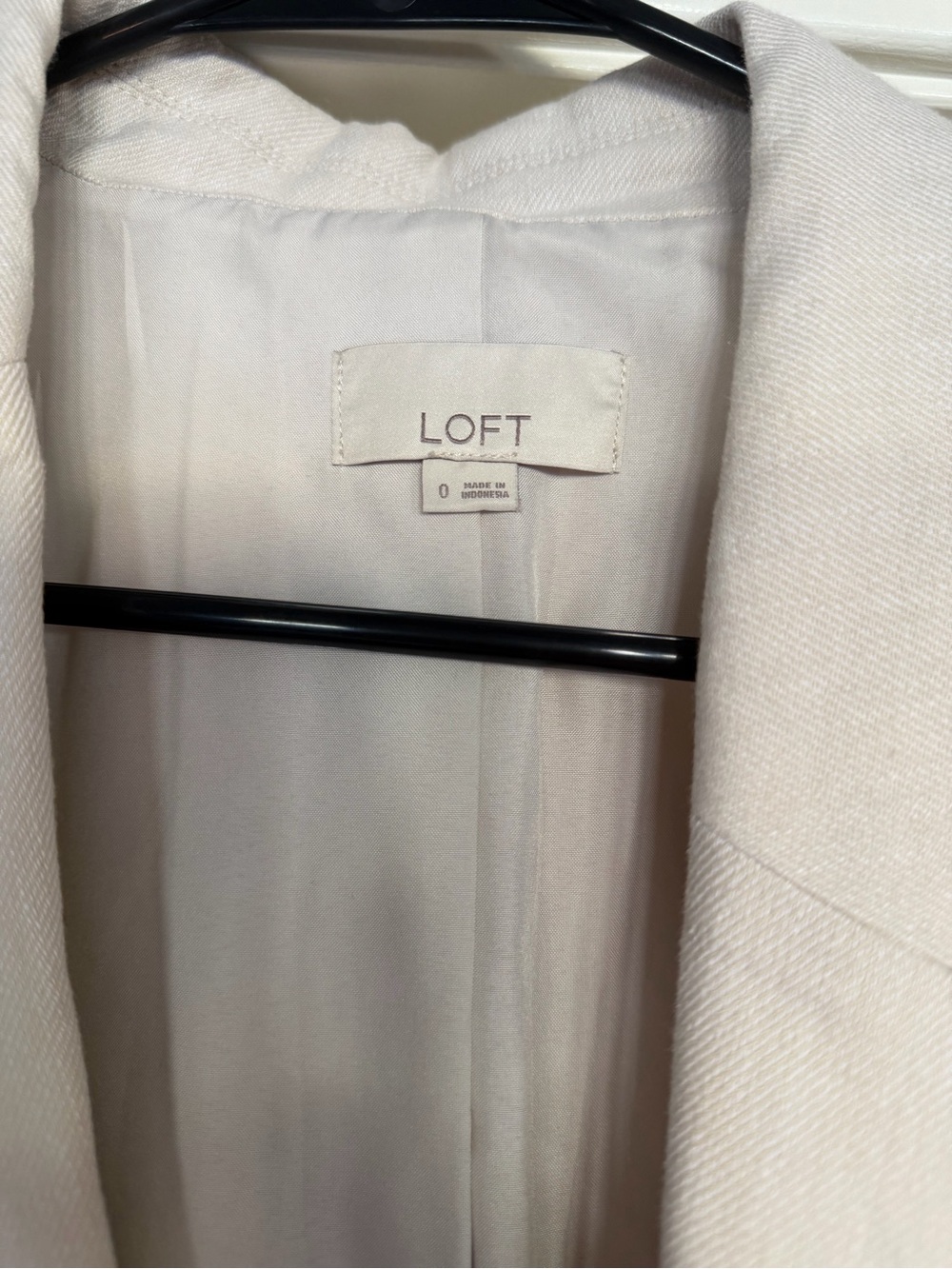 LOFT Cream Tailored Blazer Jacket